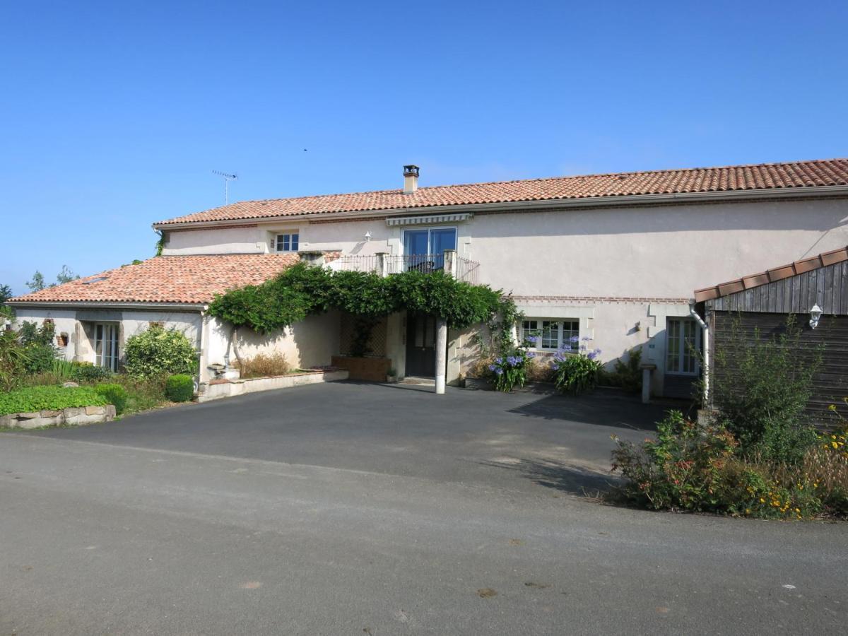 Bed and Breakfast Les Bienfaits D'Harmonium La Chapelle-Gaudin Esterno foto