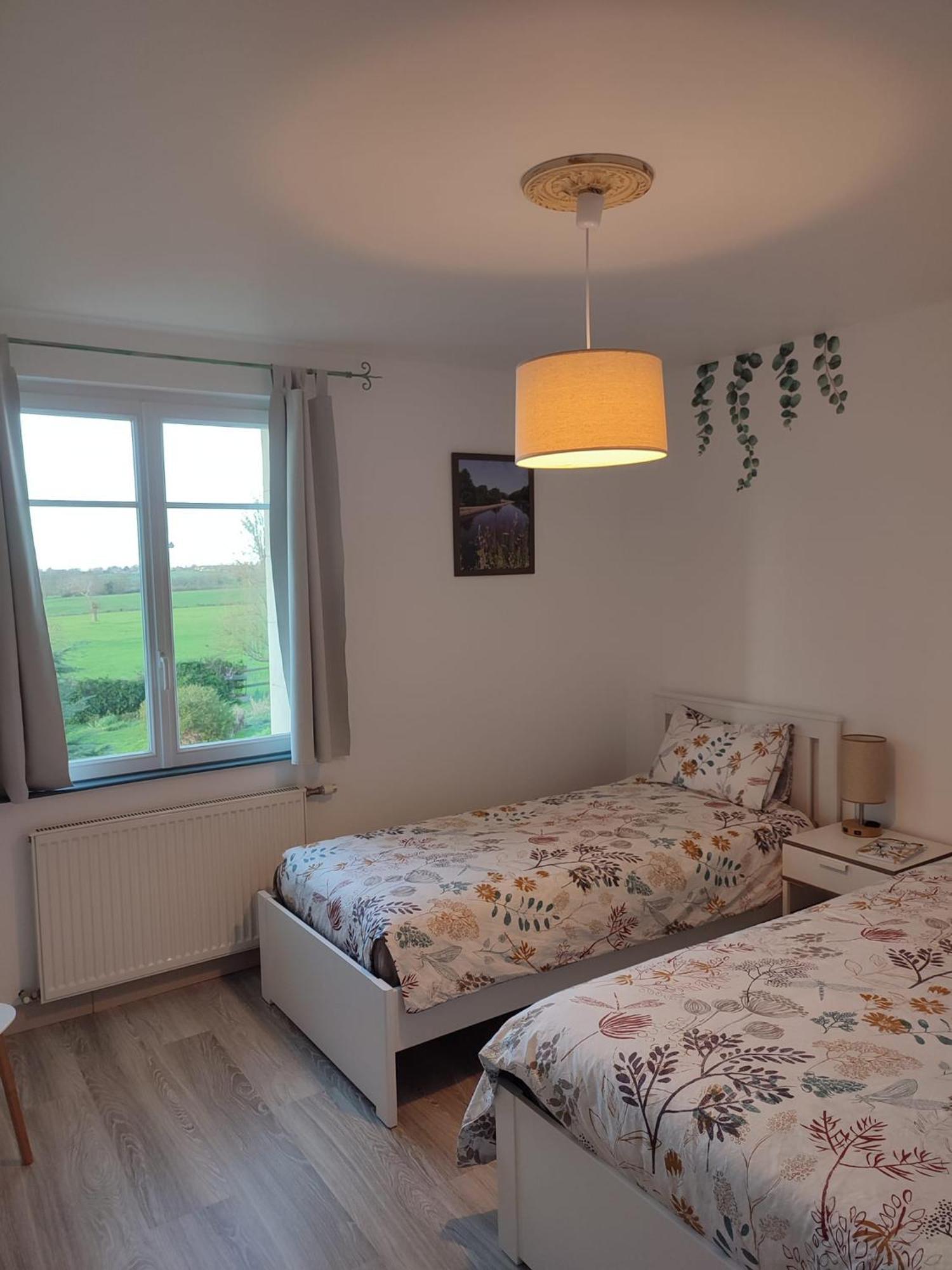 Bed and Breakfast Les Bienfaits D'Harmonium La Chapelle-Gaudin Esterno foto