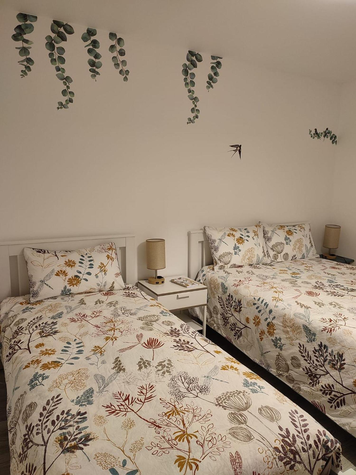 Bed and Breakfast Les Bienfaits D'Harmonium La Chapelle-Gaudin Esterno foto